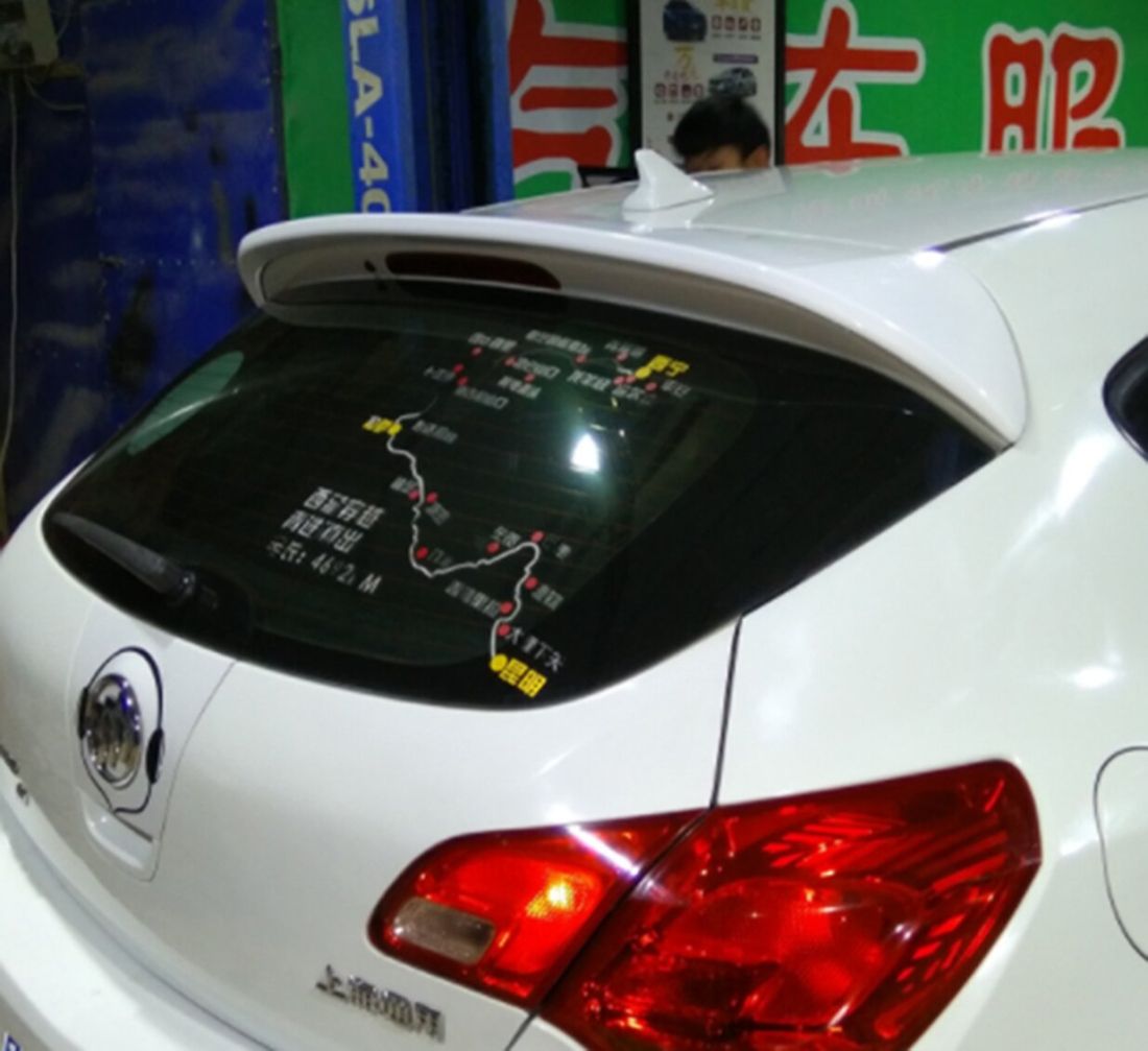 Спойлер антикрило за Opel Astra J (2009+) - черен гланц - Image 2