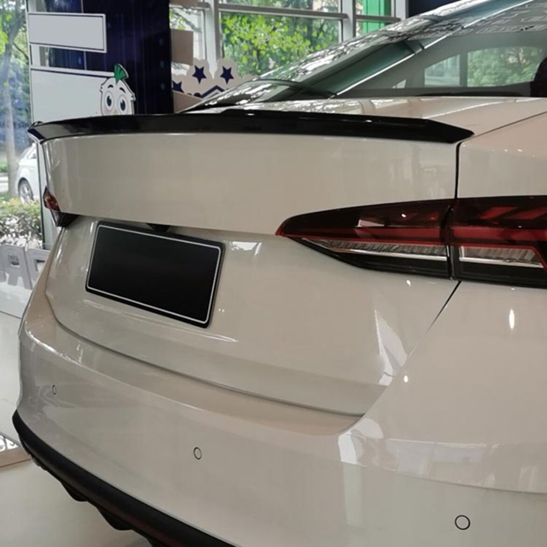 Спойлер за багажник Skoda Octavia (2020+) Blade Style - Image 2